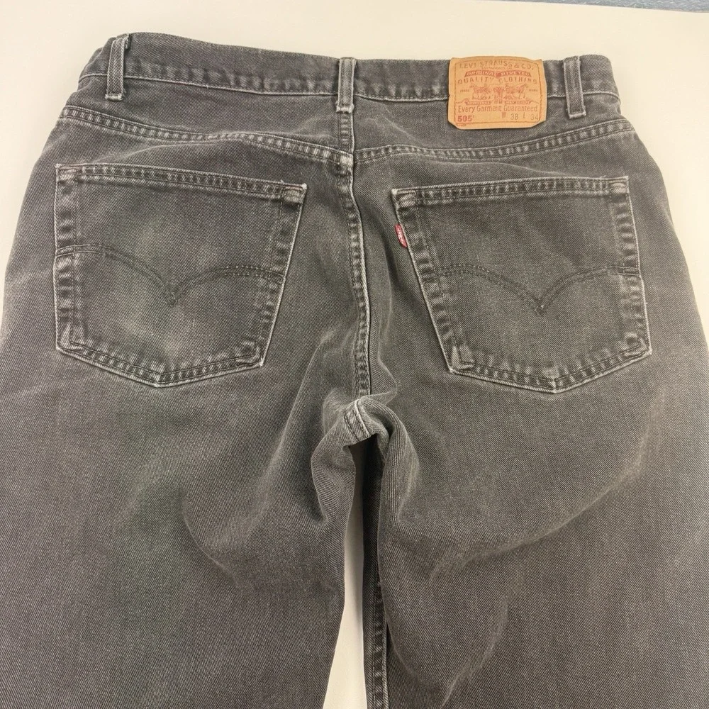 Vintage Levis 505 Jeans Mens 36x34 Black Denim Regular Fit Straight Leg Canada